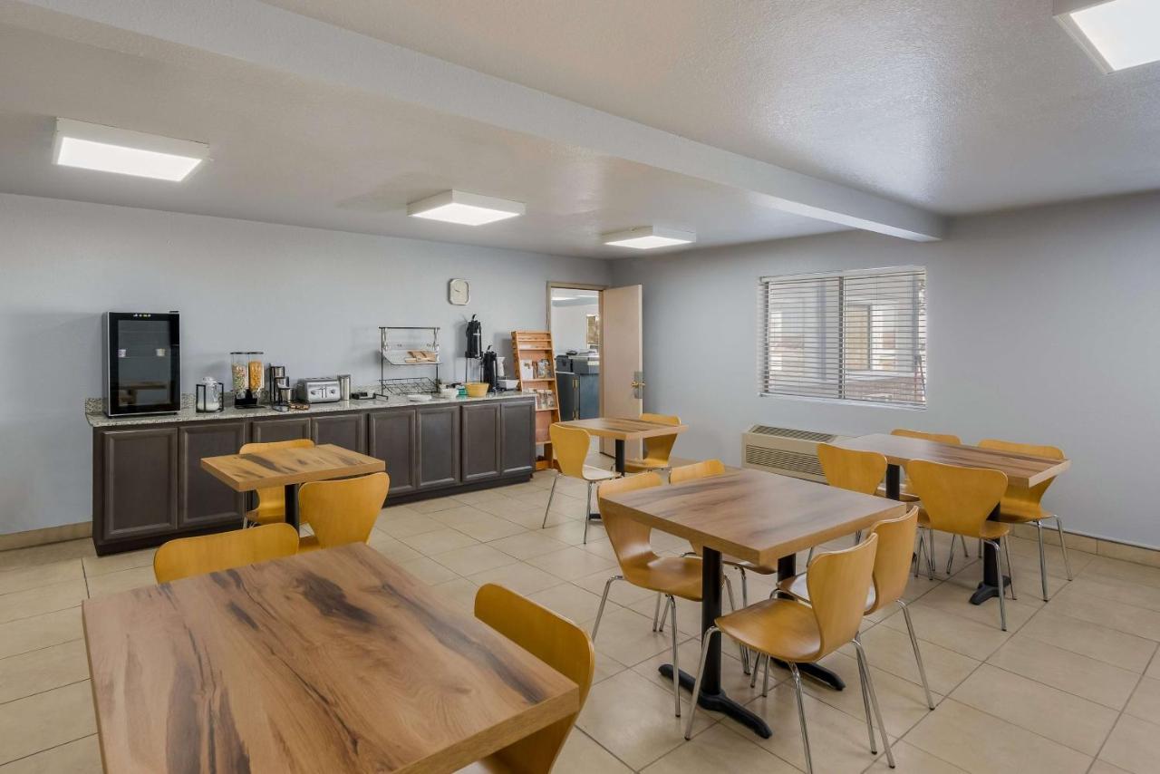 Surestay Hotel By Best Western Wells Buitenkant foto
