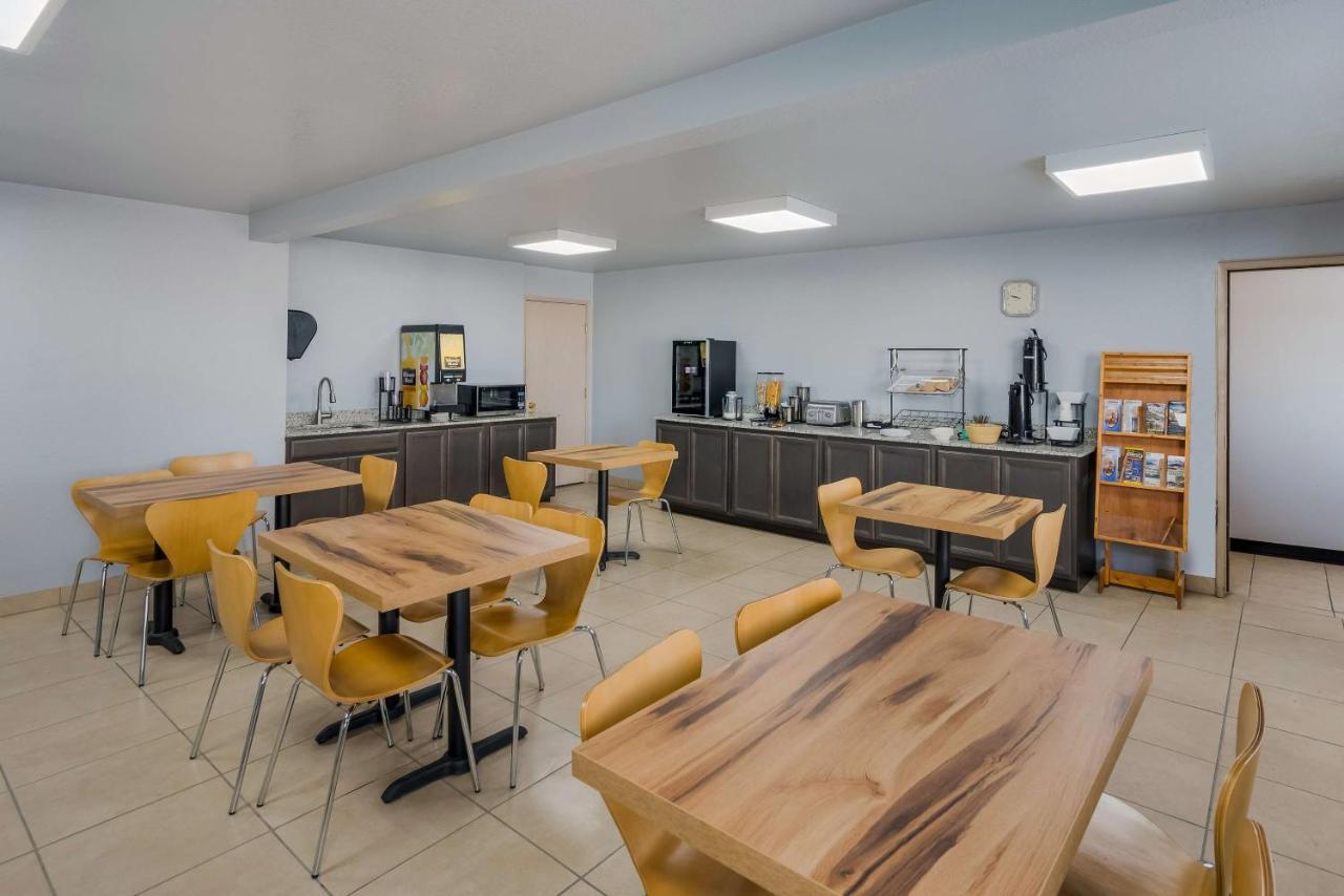 Surestay Hotel By Best Western Wells Buitenkant foto