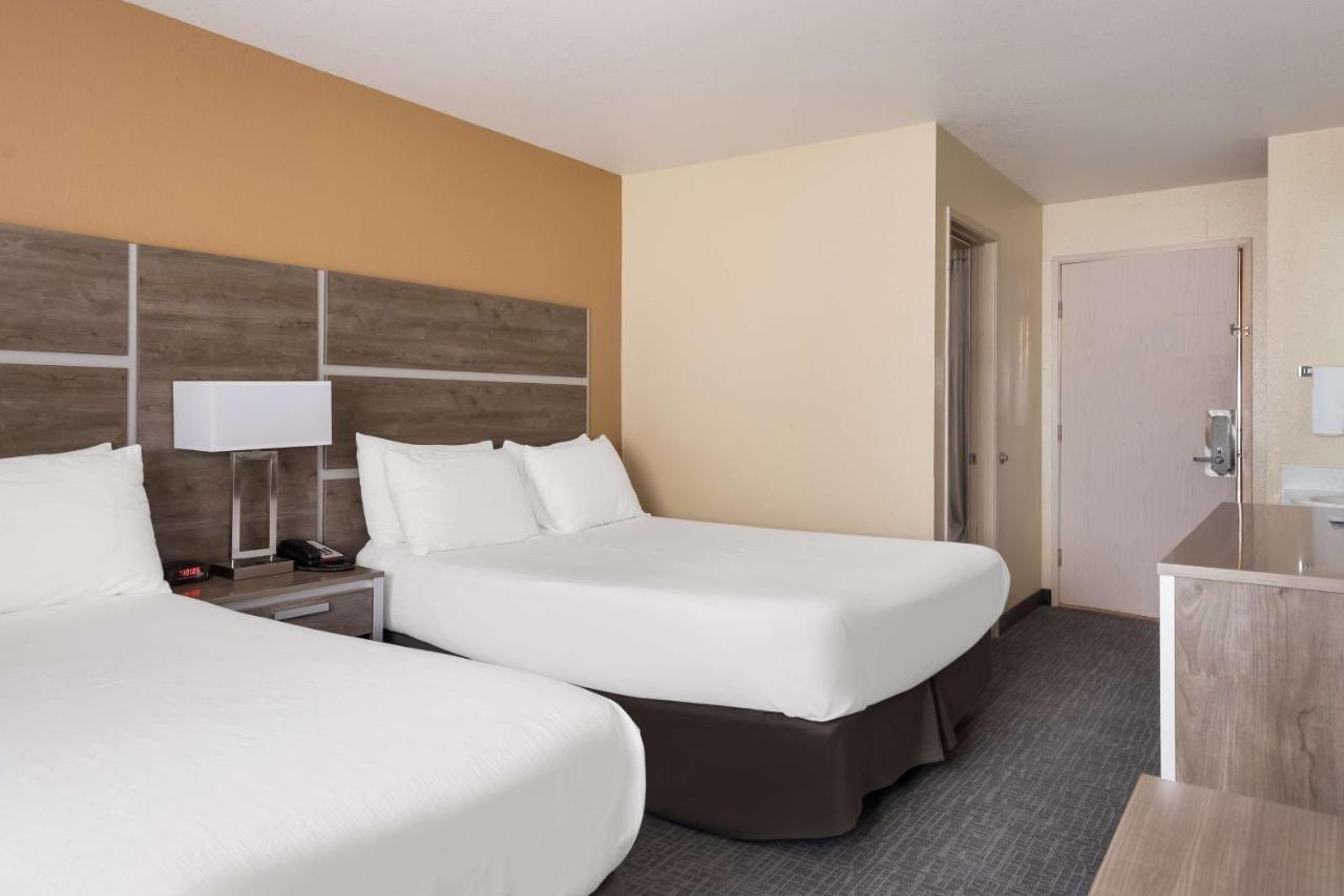 Surestay Hotel By Best Western Wells Buitenkant foto