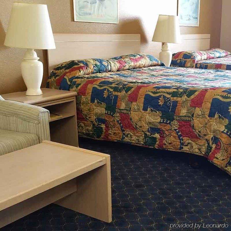 Surestay Hotel By Best Western Wells Buitenkant foto